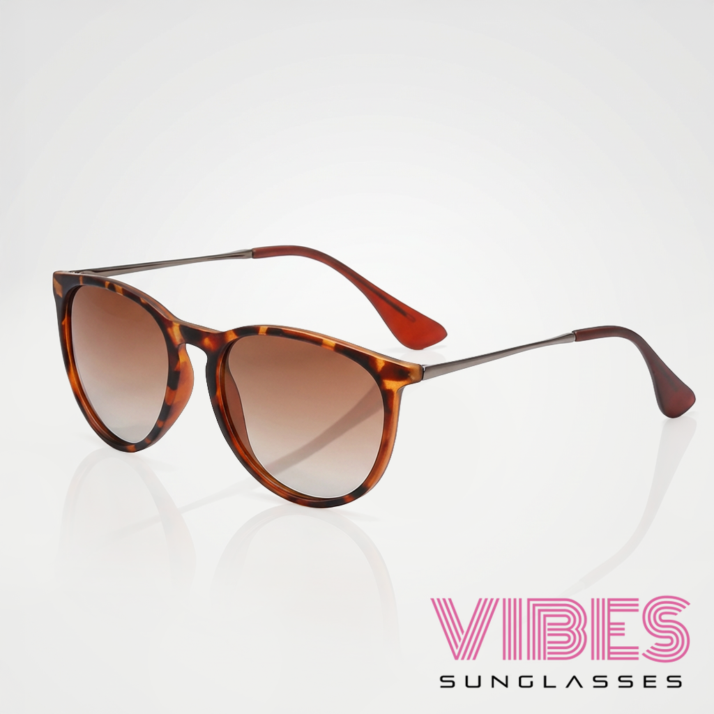 Tortoiseshell sunglasses with gradient lenses, stylish frames for everyday wear