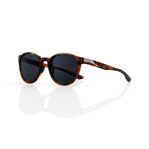 Hollis retro round sunglasses in Black / Tortoise, black lens on tortoise frame, three-quarter view
